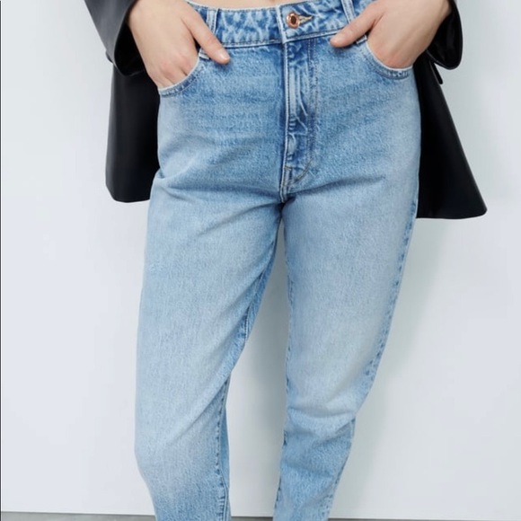 Zara Denim - ZARA MOM FIT JEANS